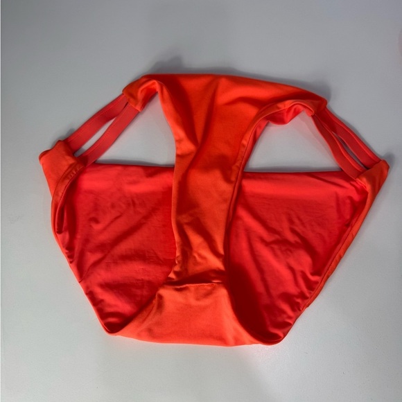 Bright Orange 2 piece Bikini set, Adjustable Straps Size Small - Picture 9 of 9